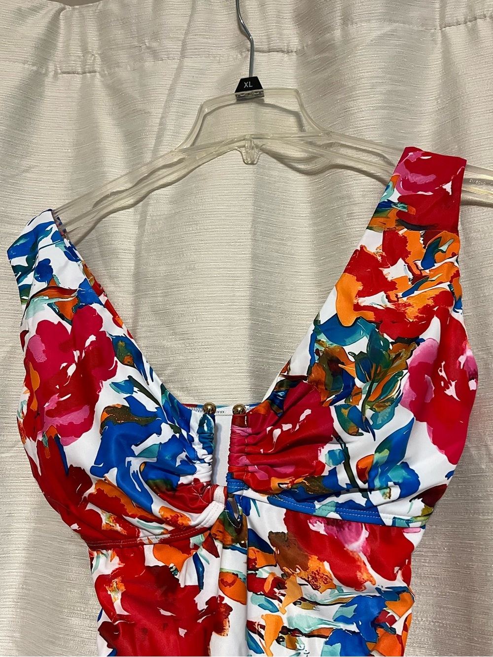 NWT Size M B2prity One Piece floral V Neck Swimsuit with tummy control - Picture 3 of 10